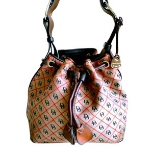 DOONEY&BOURKE Drawstring Bucket Shoulder Bag